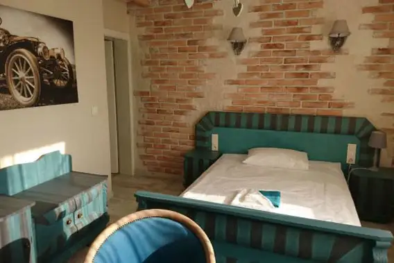 Elkamino Dom project - bakstenen muur